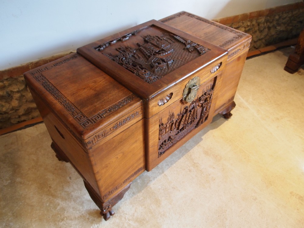 Chest trunk Coffer Outstanding Chinese Camphor wood c1920 View XVI