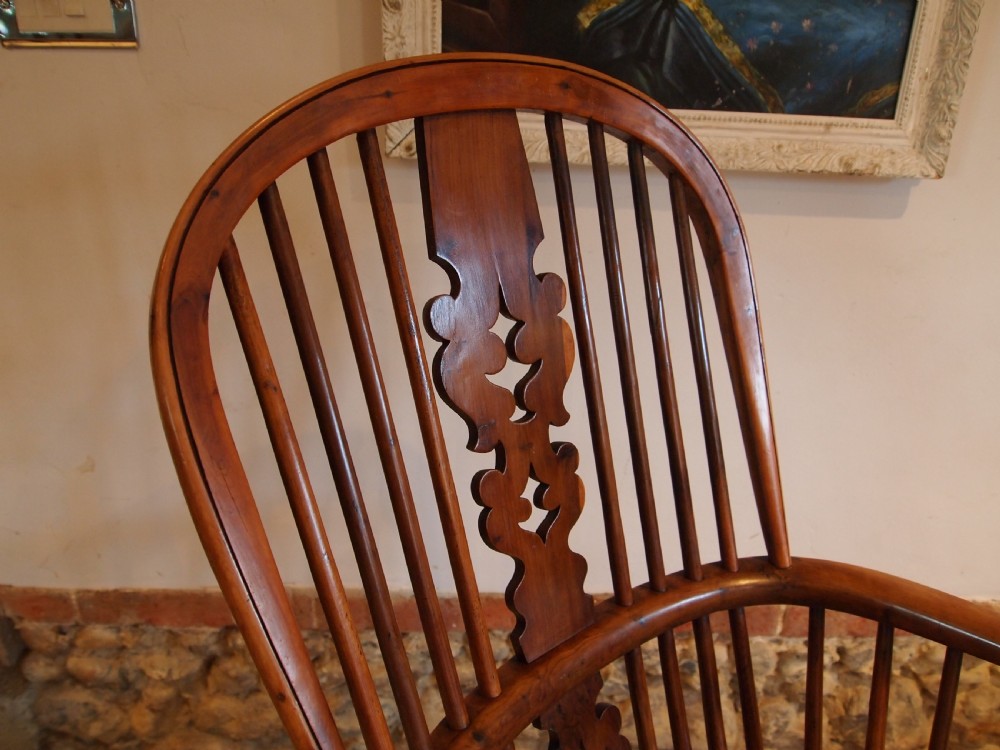 Chair Victorian Elm and Yew Windsor armchair c1840 View III