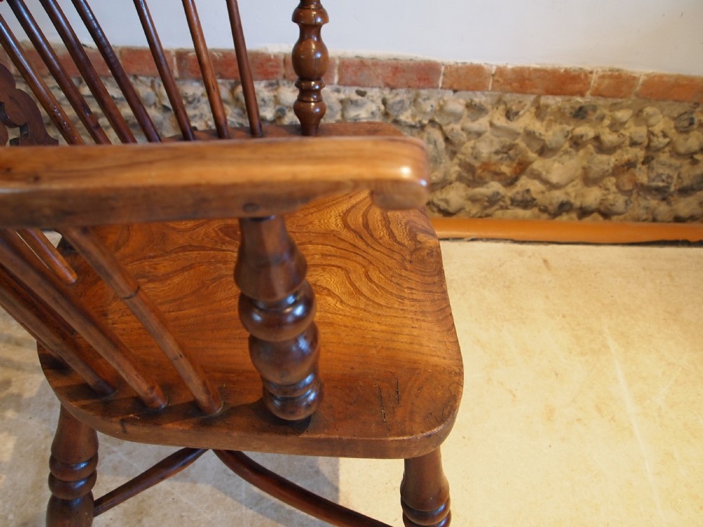 Chair Victorian Elm and Yew Windsor armchair c1840 View VI