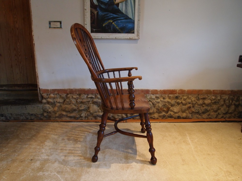 Chair Victorian Elm and Yew Windsor armchair c1840 View VII