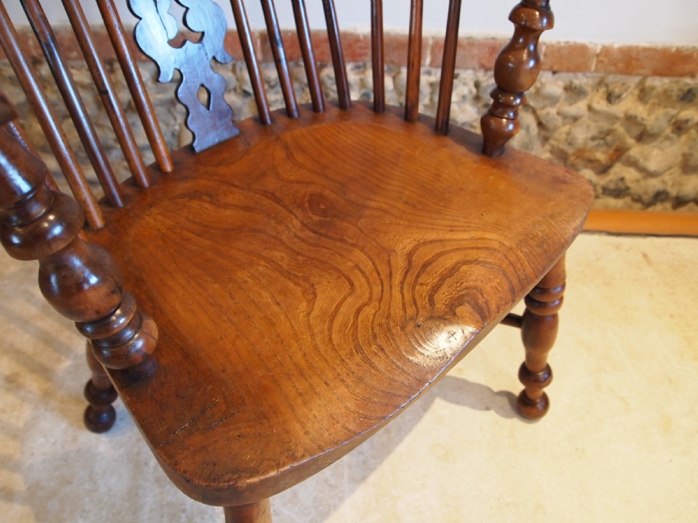 Chair Victorian Elm and Yew Windsor armchair c1840 View VIII