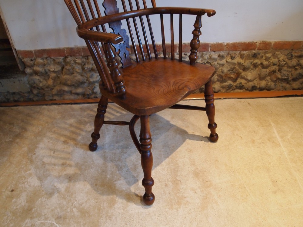 Chair Victorian Elm and Yew Windsor armchair c1840 View XI
