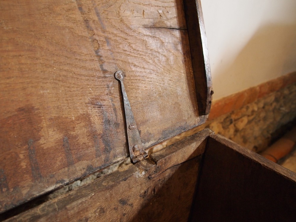 Coffer chest trunk six plank Queen Anne Oak c1700 View VI