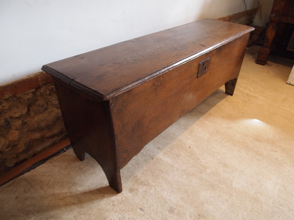 Coffer chest trunk six plank Queen Anne Oak c1700 View VIII