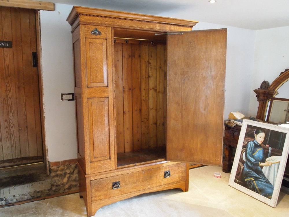 Wardrobe stunning Arts and Crafts Oak Liberty style c1900 View IV
