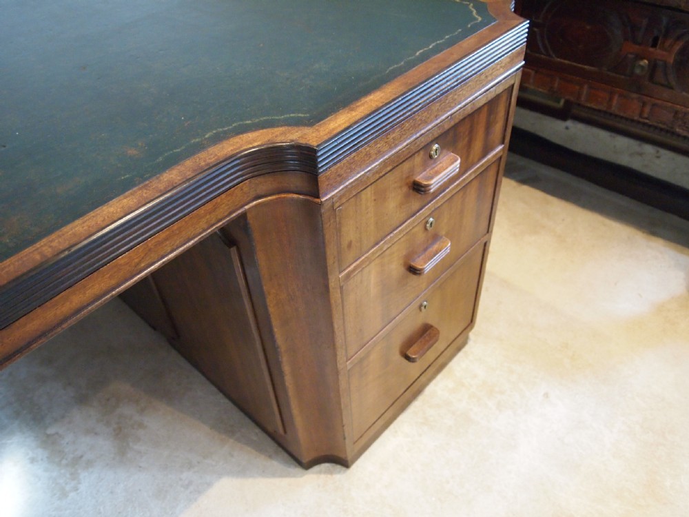 Desk Stunning Art Deco Mahogany Partners desk c1925 View V