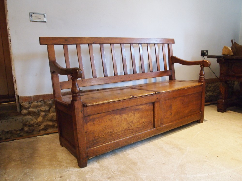 Settle bench pew seat rare George III Pine box settle c1790