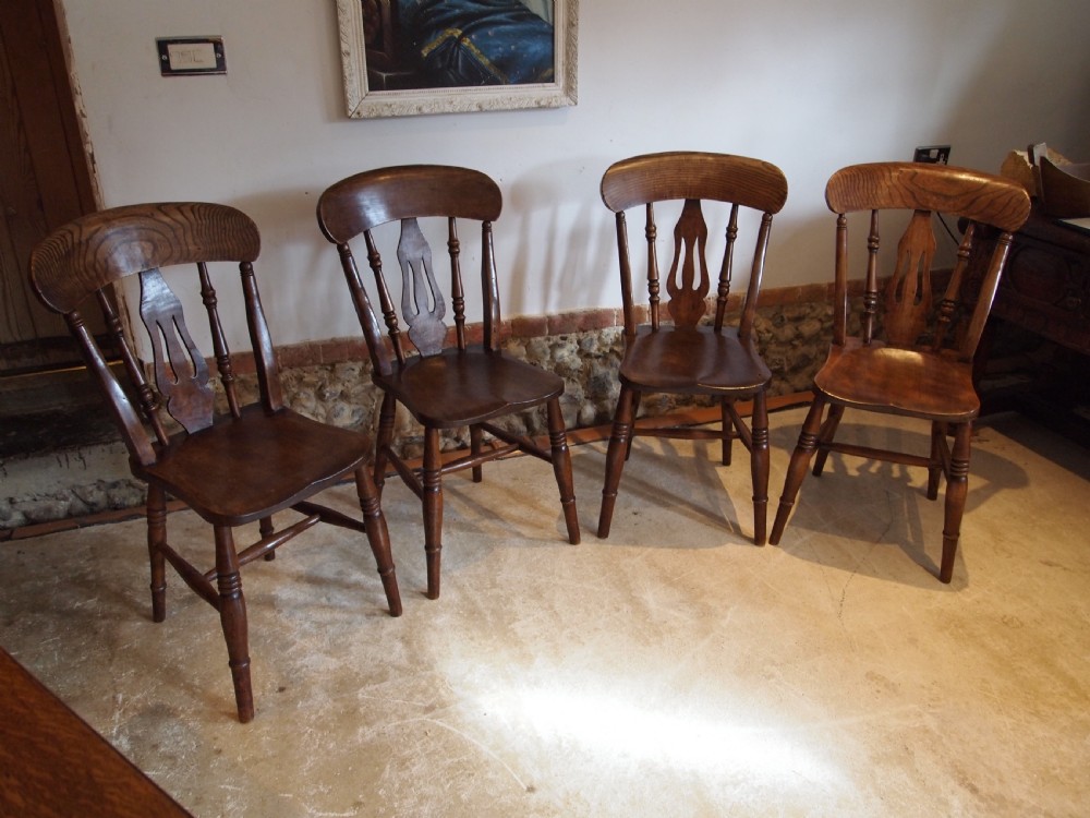 Chairs rare set of four Victorian fiddle back Windsor Ash and Elm c1870