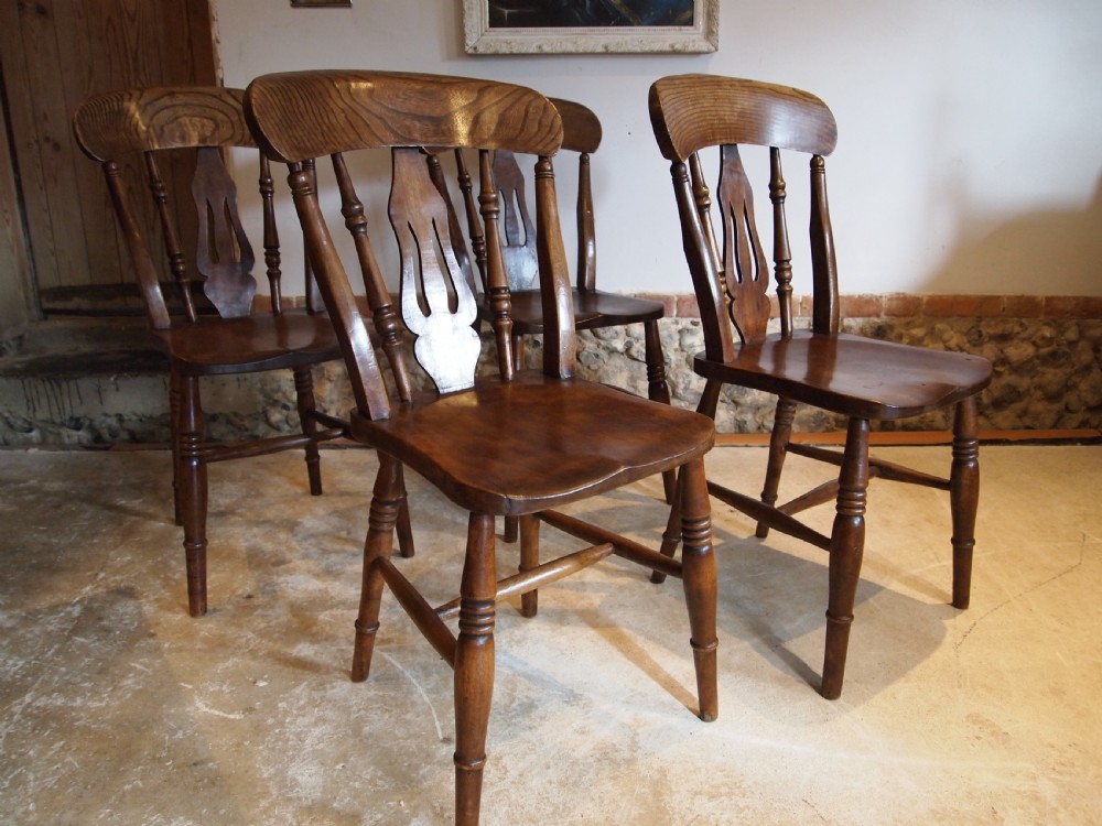 Chairs rare set of four Victorian fiddle back Windsor Ash and Elm c1870 View V