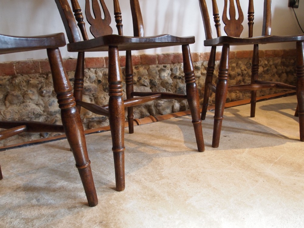 Chairs rare set of four Victorian fiddle back Windsor Ash and Elm c1870 View IX