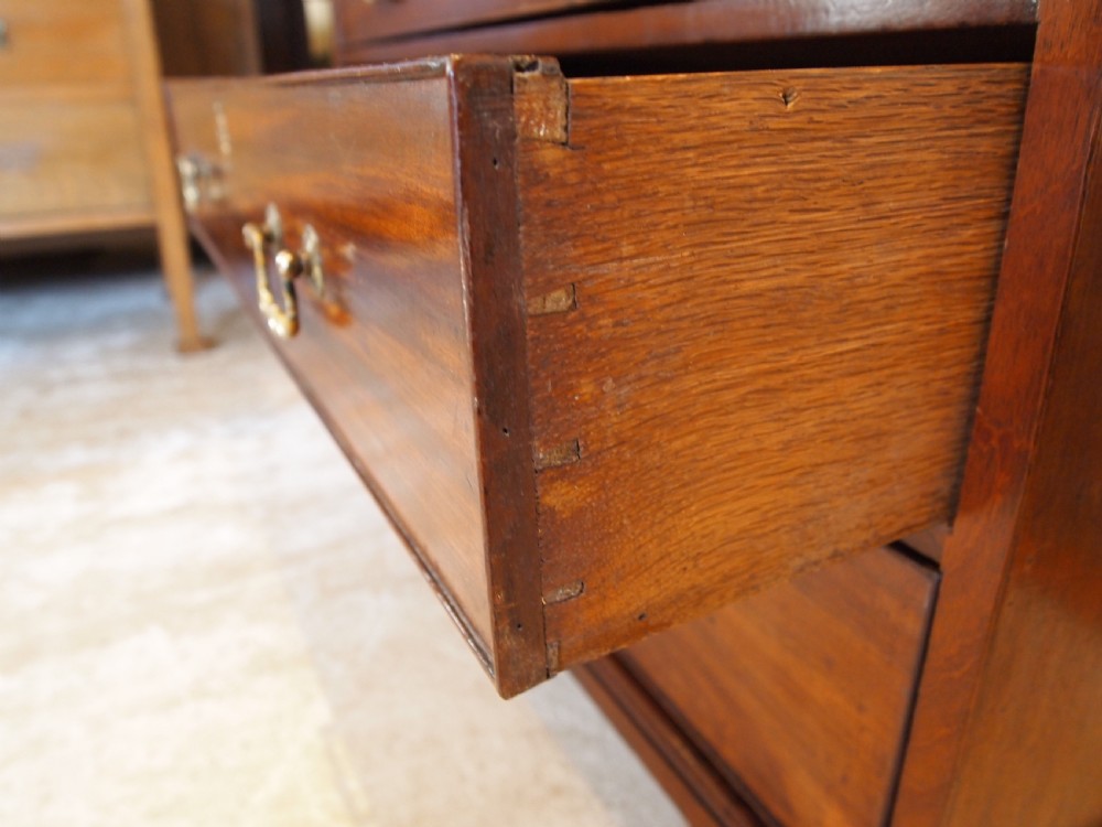 Chest of drawers small George III Mahogany Bachelors chest 33' wide c1790 View VII