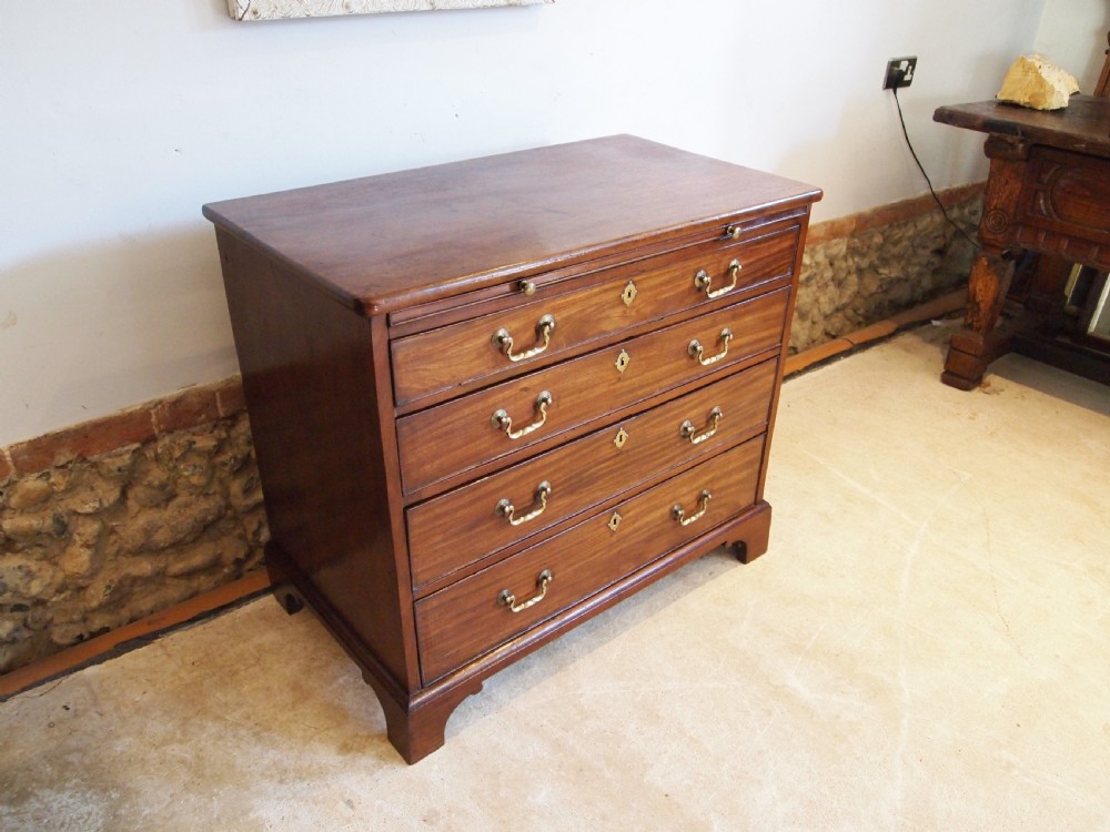 Chest of drawers small George III Mahogany Bachelors chest 33' wide c1790 View VIII