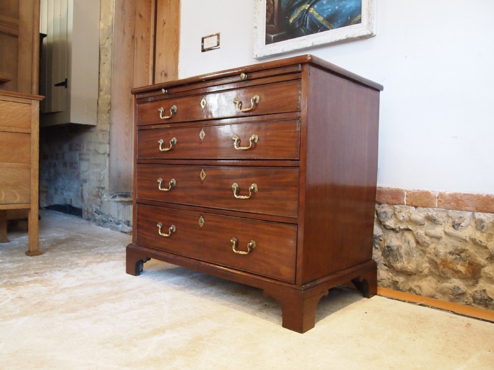 Chest of drawers small George III Mahogany Bachelors chest 33' wide c1790 View XIV