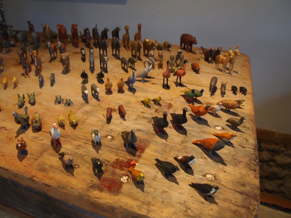 Noah's Ark rare Victorian period folk art 270 animals c1880 View XIII