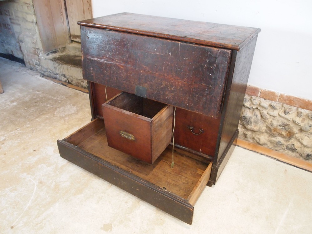 Chest of drawers rare Georgian engineers or carpenters chest c1790 View V