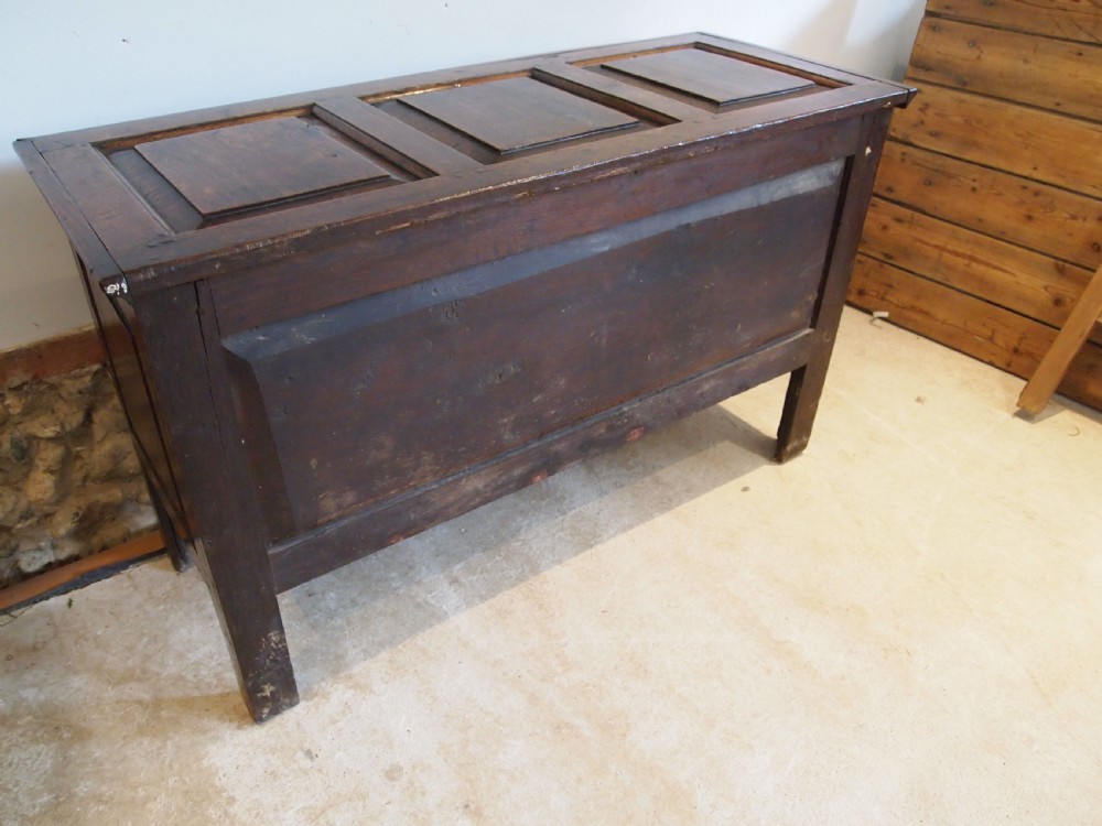 Coffer chest blanket box Queen Anne Oak c1700 View X