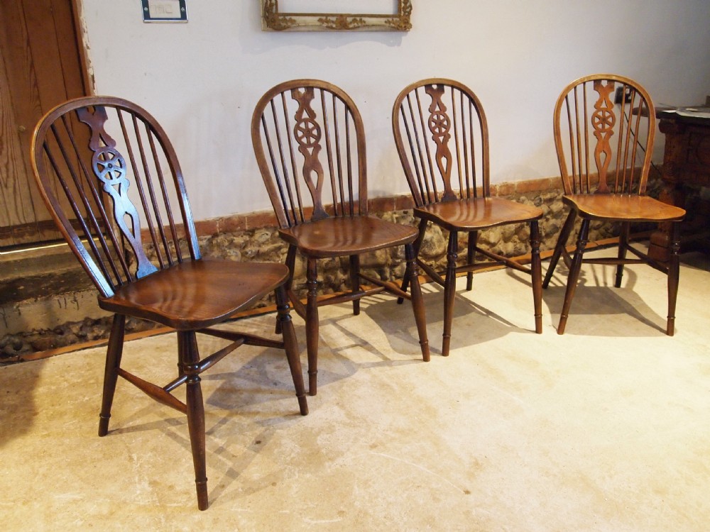 Chairs Windsor Ash and Elm kitchen dining George IV  four c1820 View IV