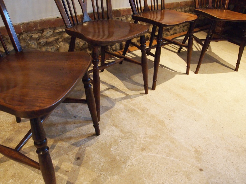 Chairs Windsor Ash and Elm kitchen dining George IV  four c1820 View VIII
