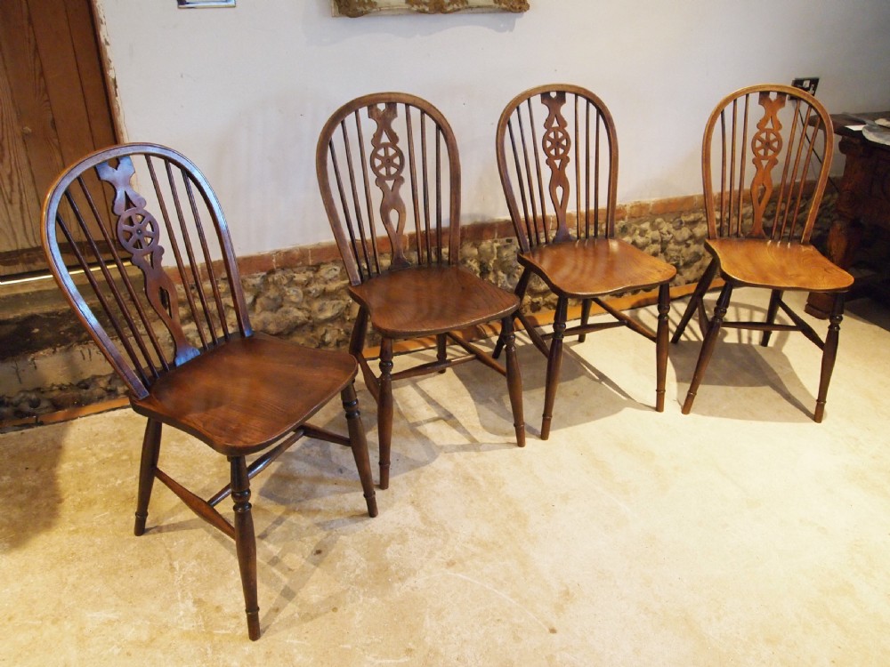 Chairs Windsor Ash and Elm kitchen dining George IV  four c1820 View XI