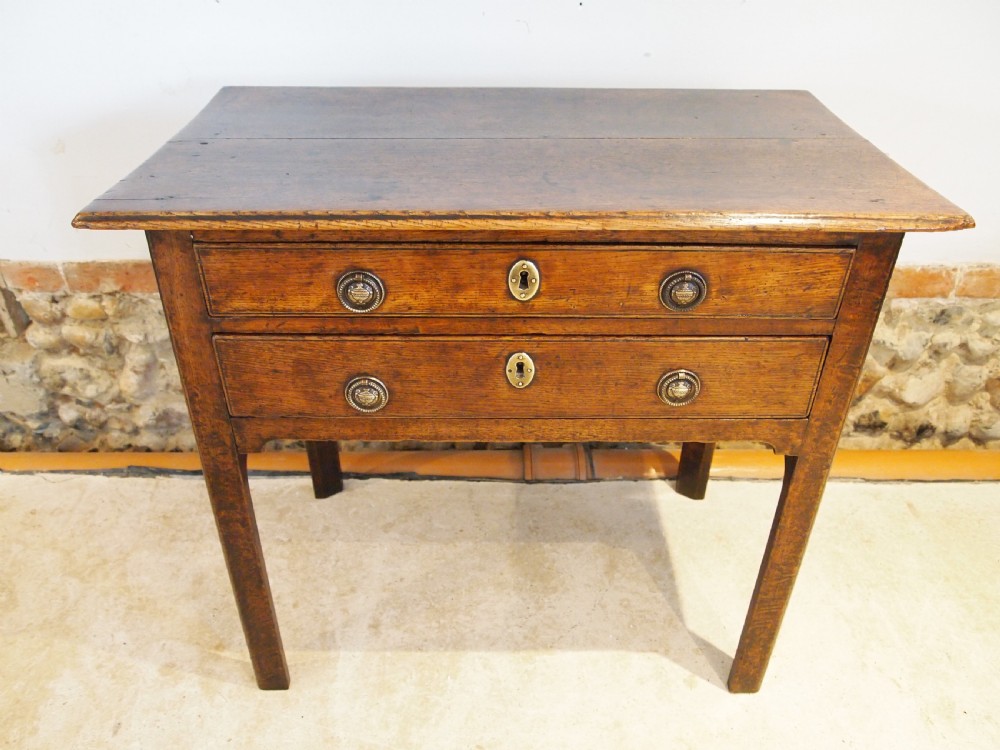 Table stunning Lowboy George II Oak side lamp console c1750 View VI