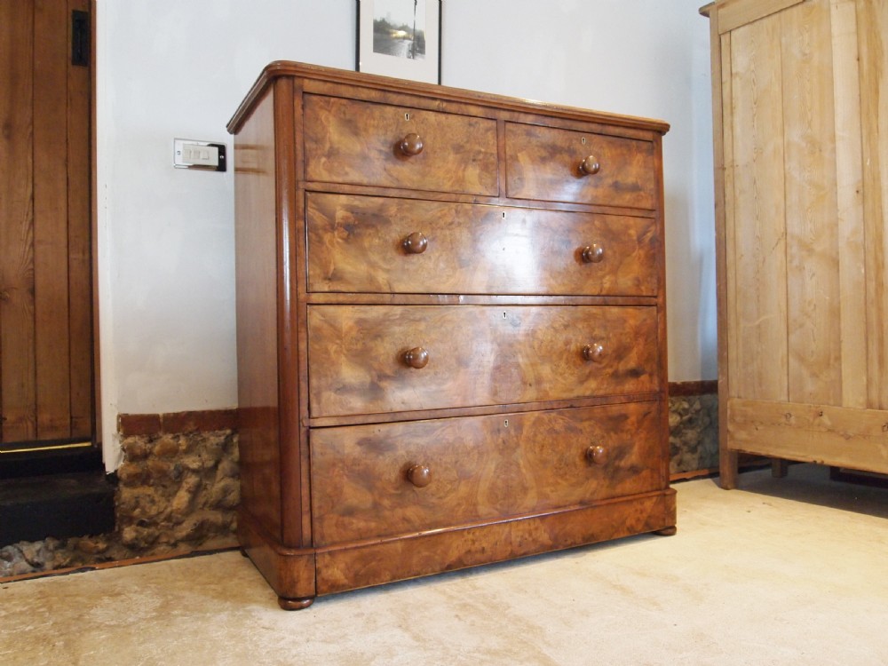 Chest of drawers fine Burr Walnut Victorian c1860 View VIII