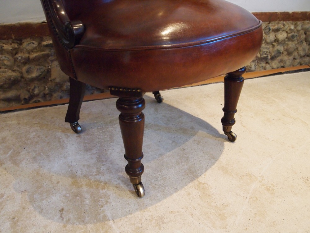 Chair fine William IV Mahogany and chestnut leather desk c1835 View IV