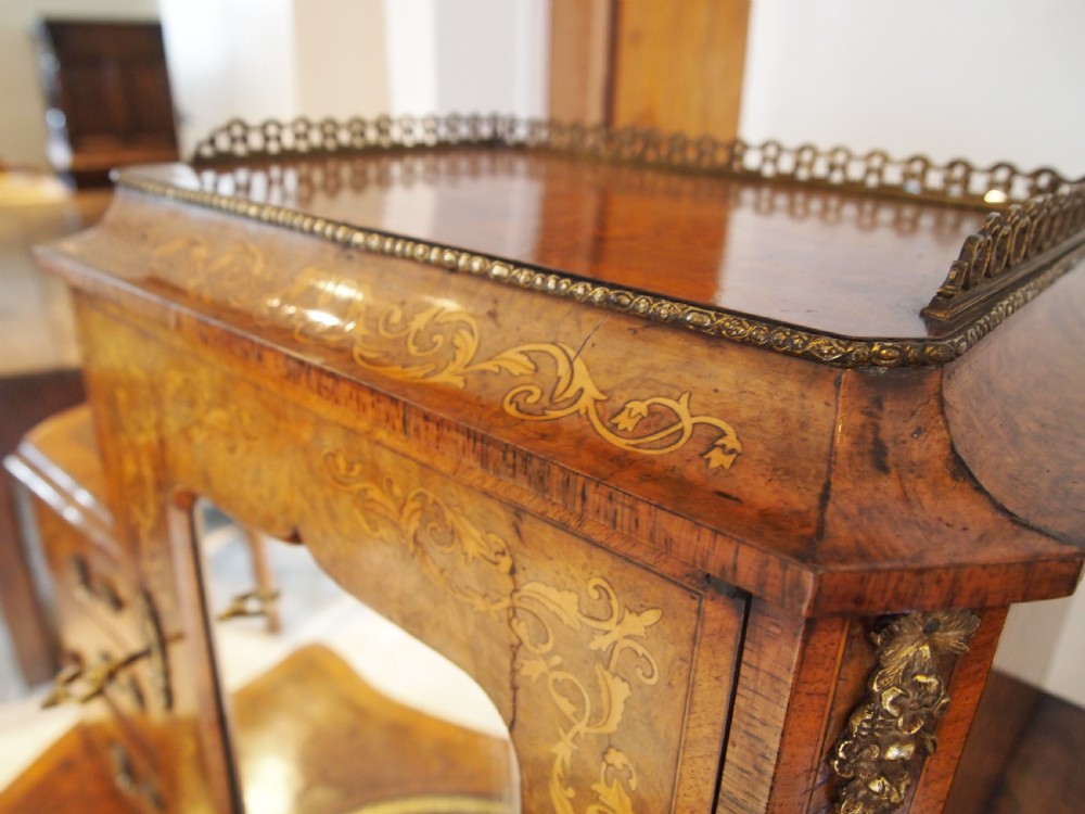 Desk rare pair of Bonheur du Jour's exhibition quality Burr walnut c1860 View XVIII