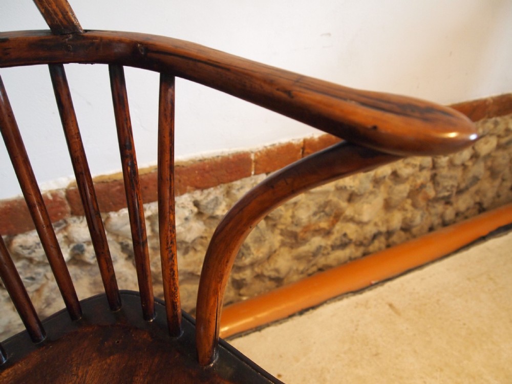 Chair fine Yew and Elm George III Windsor armchair c1800 View IV