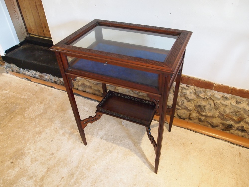 Table display bijouterie fine Victorian Mahogany Chippendale c1890 View XIV