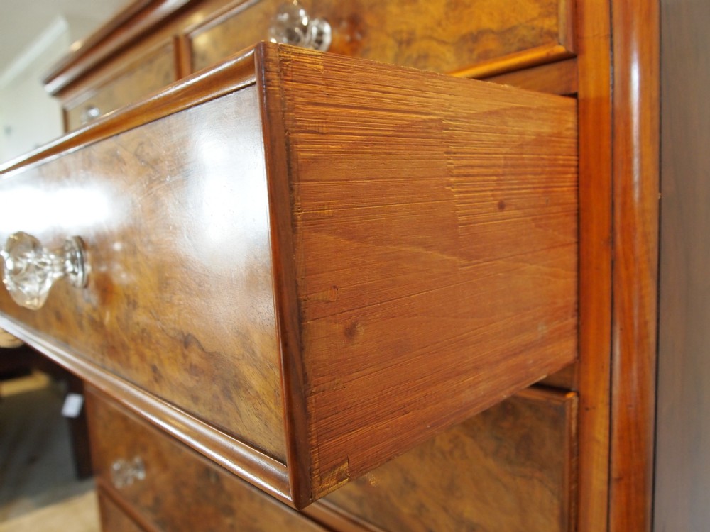 Chest of drawers stunning Burr Walnut Victorian c1870 View IV