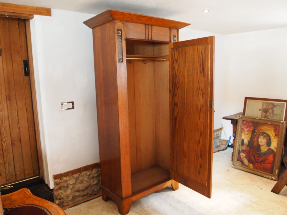 Wardrobe Arts and Crafts Victorian Oak fine quality c1890 View VI