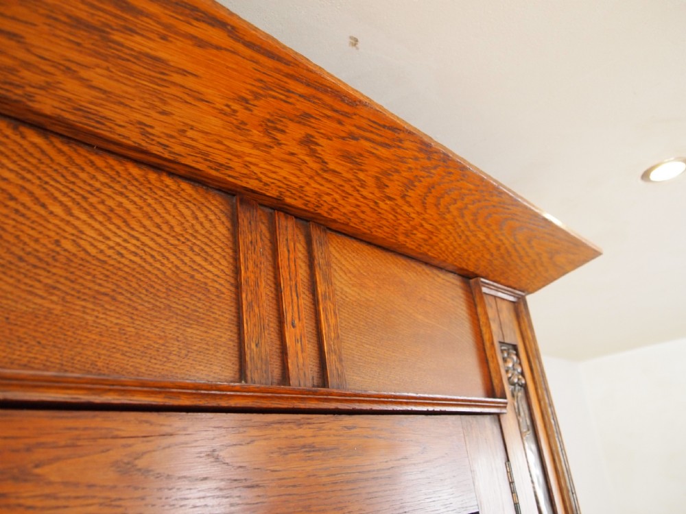 Wardrobe Arts and Crafts Victorian Oak fine quality c1890 View XII