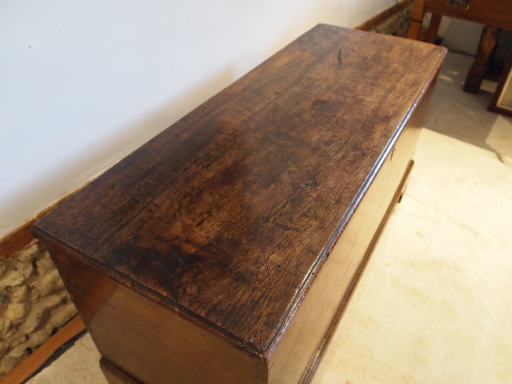 Coffer chest trunk Beautiful George III Oak and Elm c1780 View II