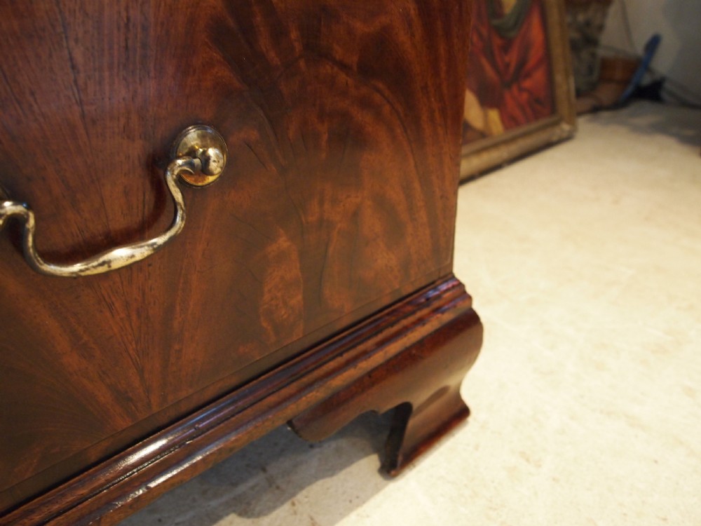 Chest of drawers outstanding chest on chest George III c1770 View VI