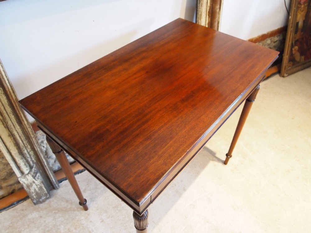 Table fine quality elegant Victorian Mahogany hall lamp side c1890 View V