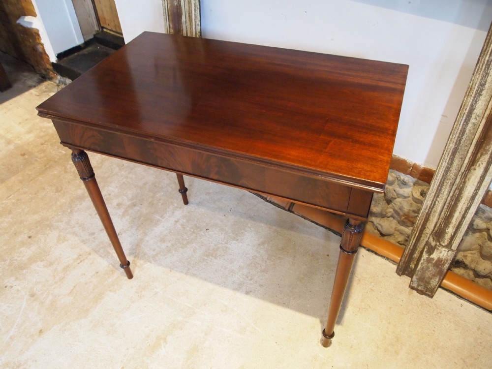 Table fine quality elegant Victorian Mahogany hall lamp side c1890 View VI