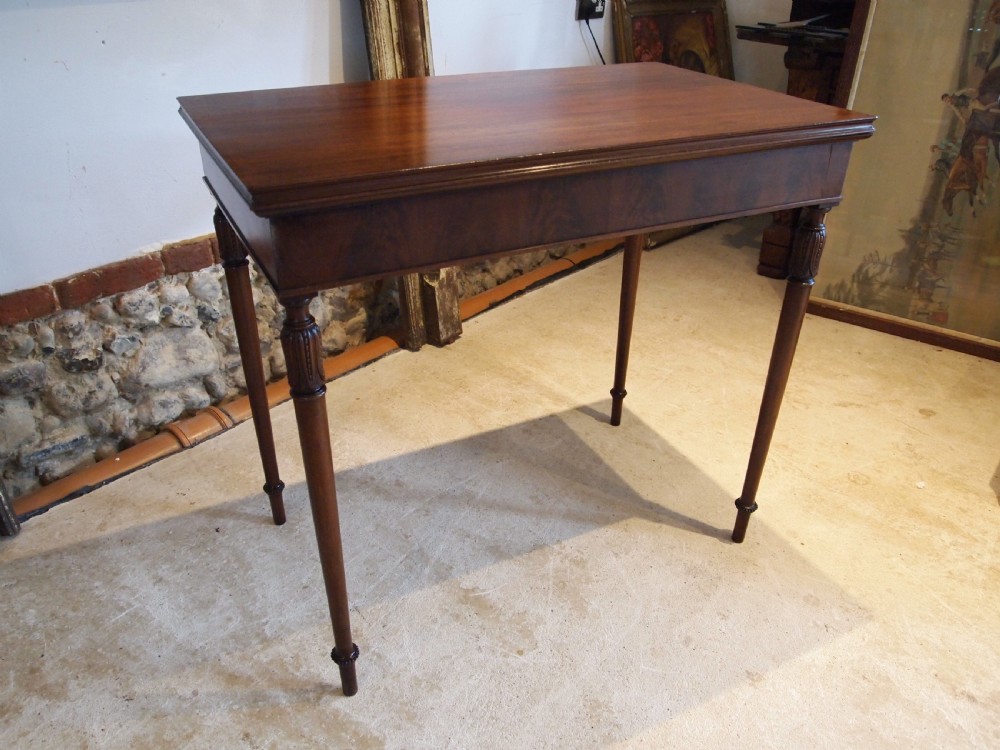 Table fine quality elegant Victorian Mahogany hall lamp side c1890 View VIII