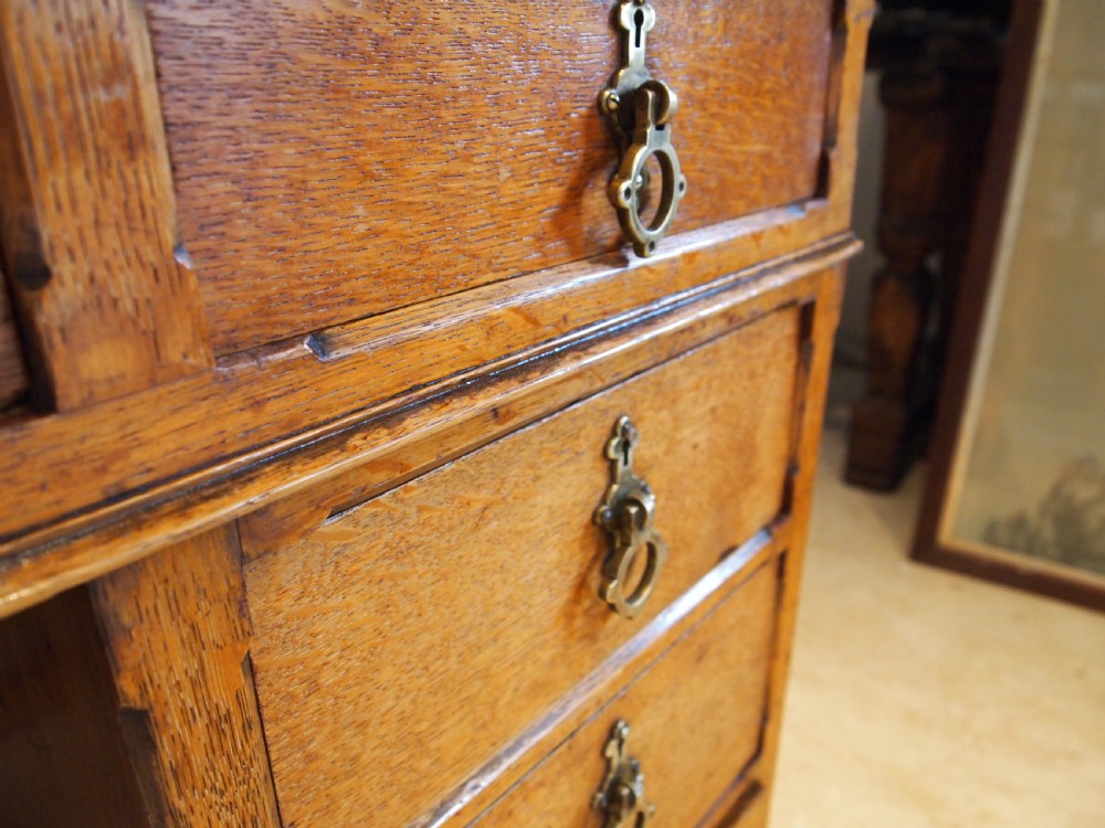Desk Stunning Arts and Crafts Oak Pugin W. Walker Bunhill Row London c1870 View II
