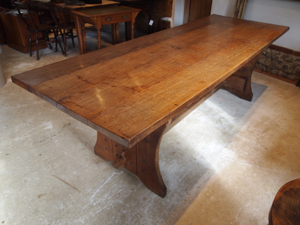 Table stunning Arts and crafts Oak refectory farmhouse dining c1900