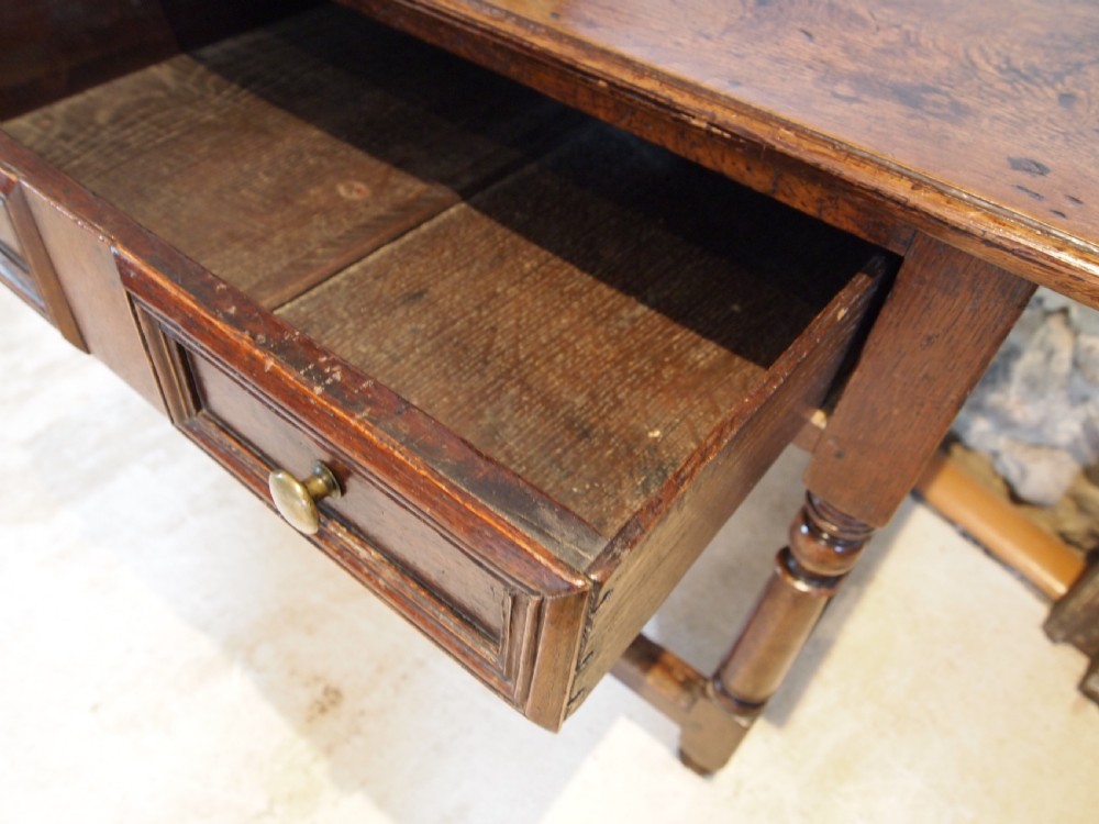 Table stunning James II Oak side hall lowboy lamp c1690 View XI