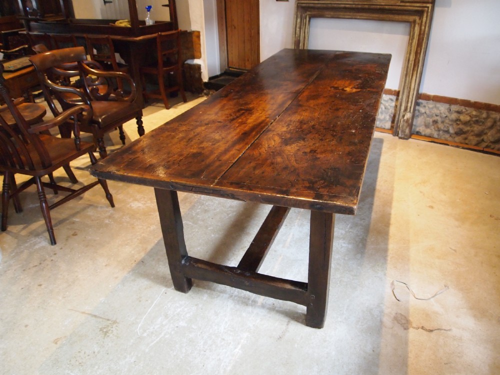 Table outstanding Queen Anne Elm refectory farmhouse dining c1700 View IV