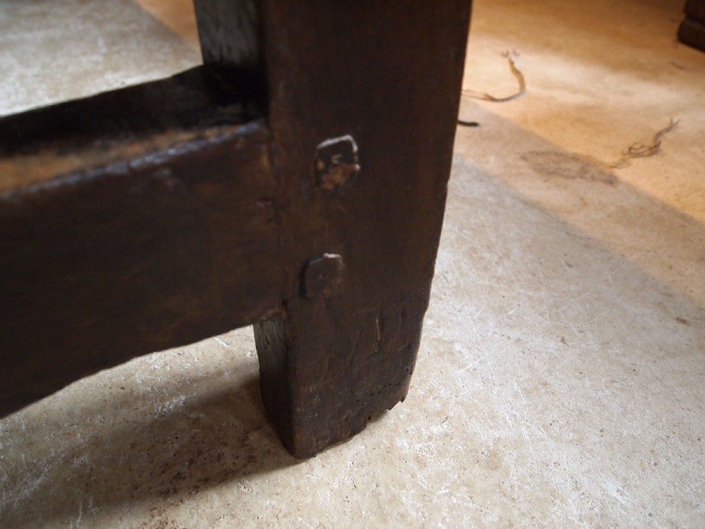 Table outstanding Queen Anne Elm refectory farmhouse dining c1700 View VI