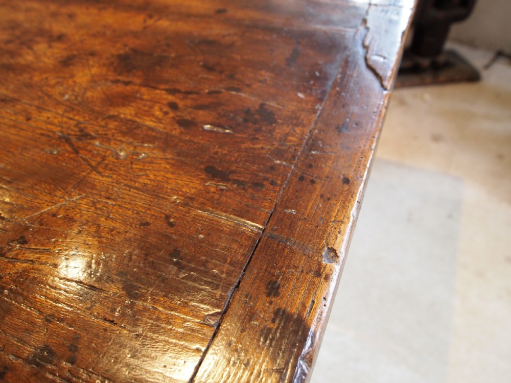 Table outstanding Queen Anne Elm refectory farmhouse dining c1700 View VII