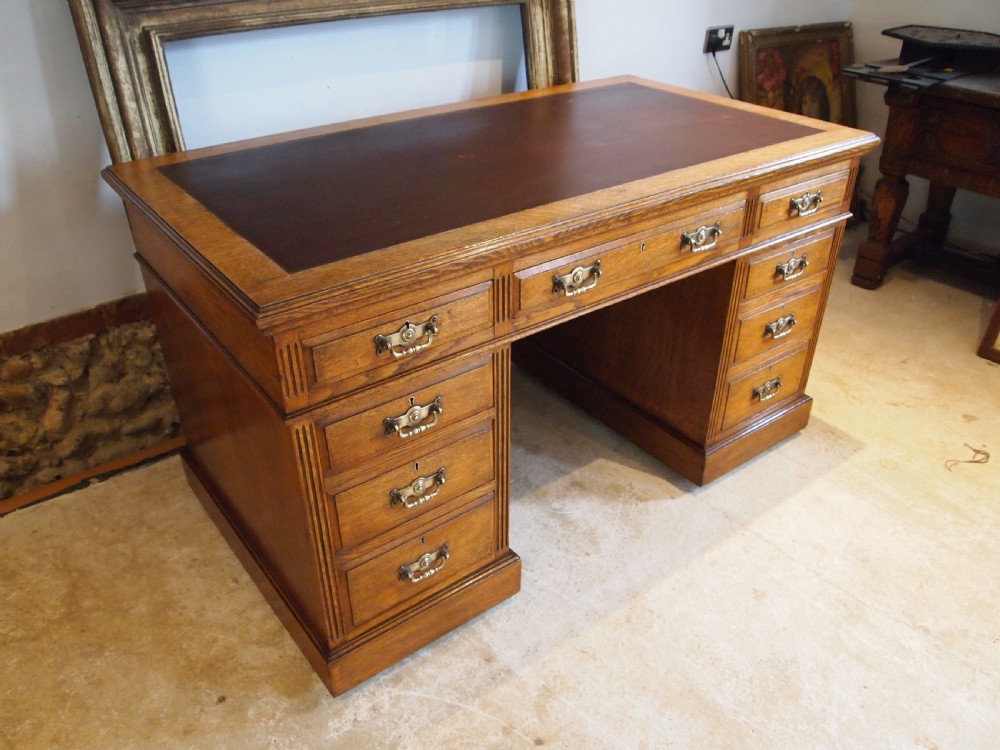 Desk stunning Arts and Crafts Victorian Oak Hobbs and Co c1880