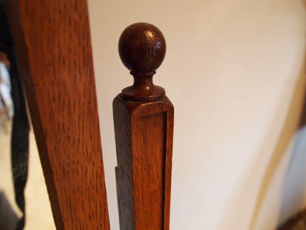 Dressing table with drawers Heals Oak Cotswold school c1930 View VII