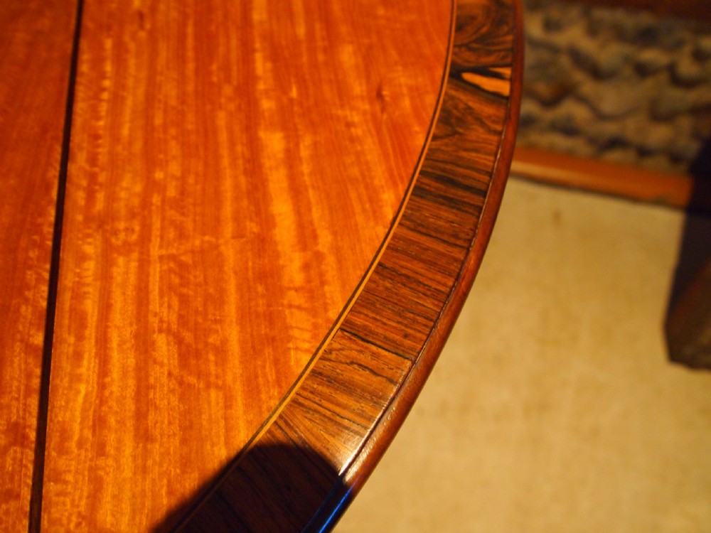 Table outstanding fine quality Edwardian Satinwood Pembroke table c1900 View V