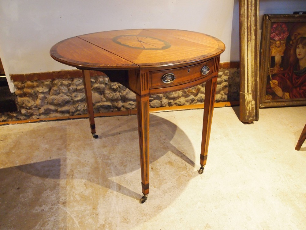 Table outstanding fine quality Edwardian Satinwood Pembroke table c1900 View X