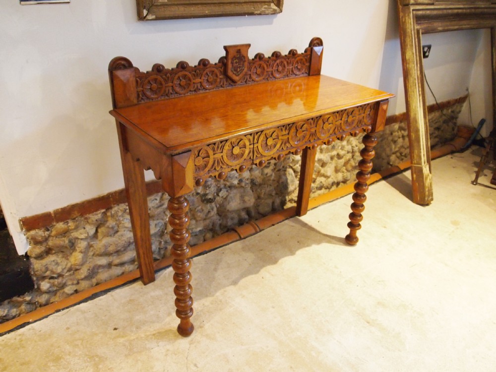 Table outstanding Irish Oak side hall console heraldic O'Brien c1880