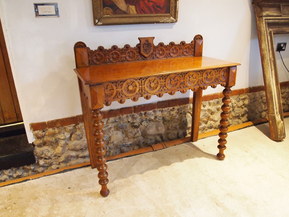 Table outstanding Irish Oak side hall console heraldic O'Brien c1880 View IV