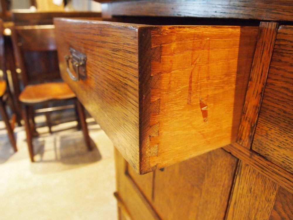 Sideboard dresser stunning Arts and Crafts Oak c1900 View X
